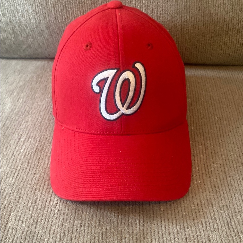 ⚾️❤️ Washington Nationals Red Baseball Cap / Hat with White Logo 🤍⚾️
